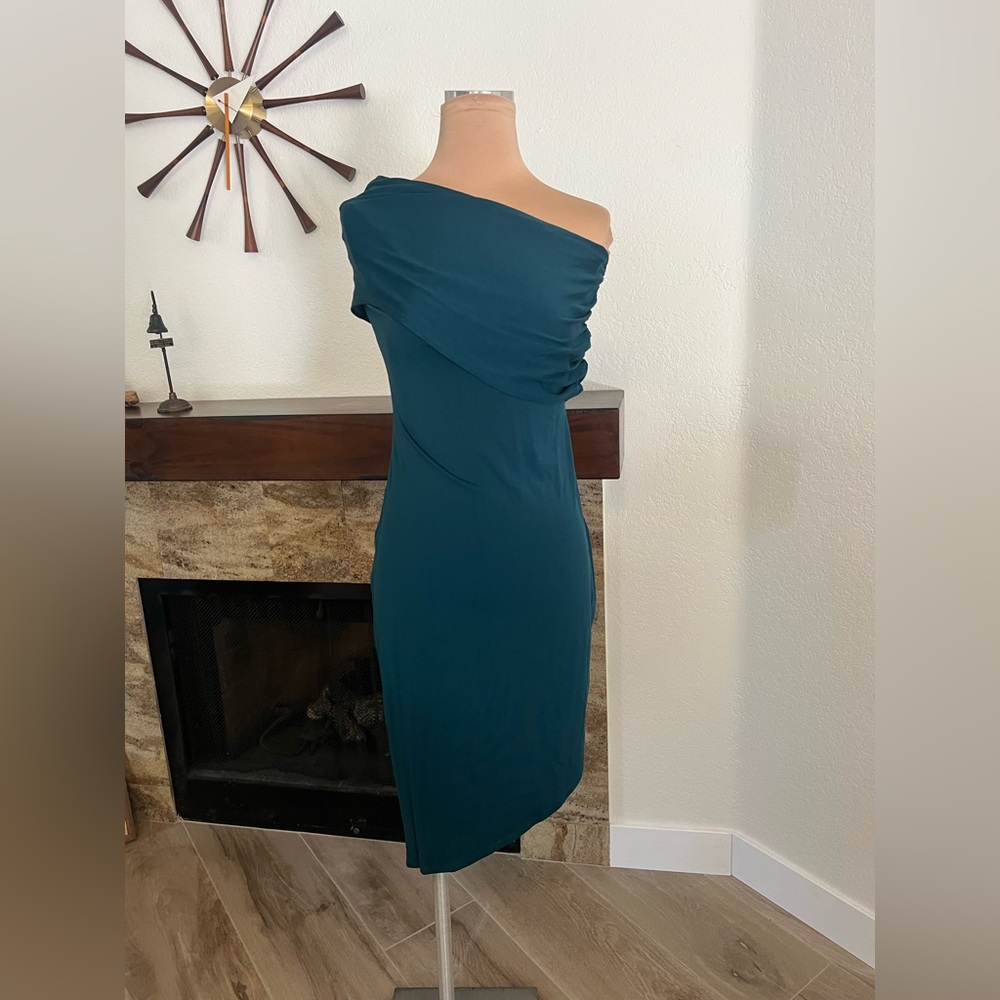 Susana Monaco Green One Shoulder Cocktail Dress - Picture 6 of 9